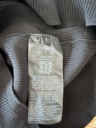 Jersey Guess Negro Talla L