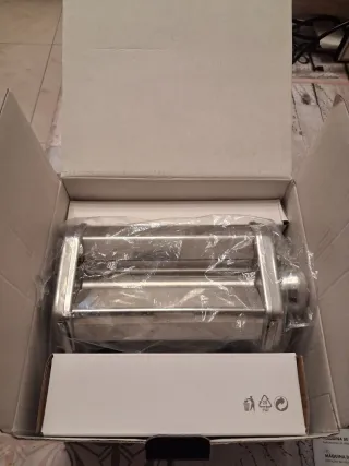 Macchina per fare pasta marca ERNESTO