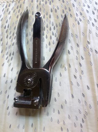 Grapadora El Casco M-85