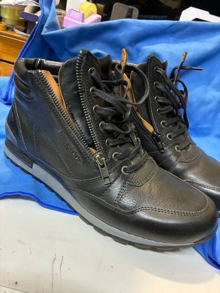 Botas Kangaroos Hombre Piel Negras