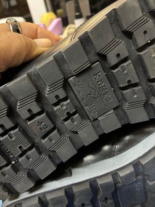 Botas Kangaroos Hombre Piel Negras