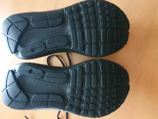 Zapatillas Under Armour Negras