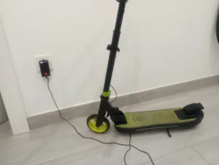 Patinete Eléctrico Infantil Negro/Verde