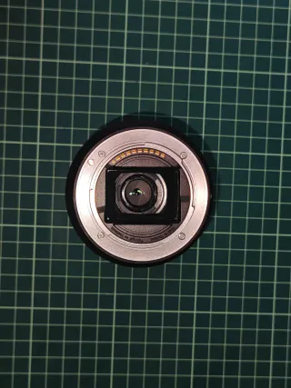 Obiettivo Sony FE 28-70mm f/3.5-5.6 OSS