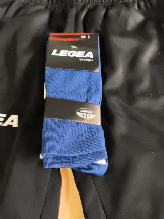 Pack 2 Pantalones Legea negros Talla M+Medias Azul