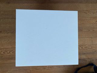 Mesa de noche Ikea blanca