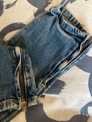 Jeans Guess Desgastados Talla 25