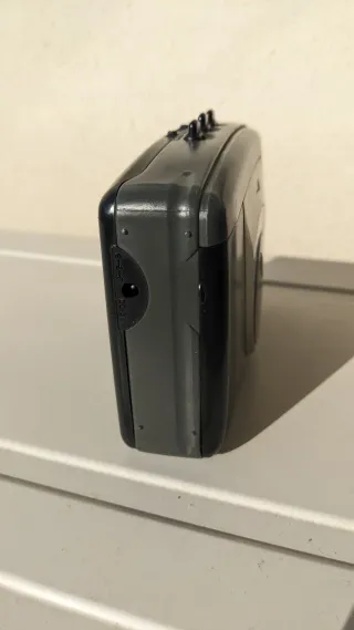 Walkman Stereo Radio Cassette Daewoo WR-316