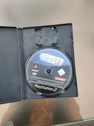 Pro Evolution Soccer 4 PS2