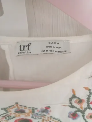 Blusa Zara Estilo Poncho Bordada