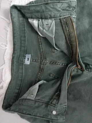 Pantalón verde botella talla M