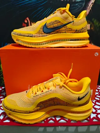 Nike Pegasus Premium LV8 Amarillo