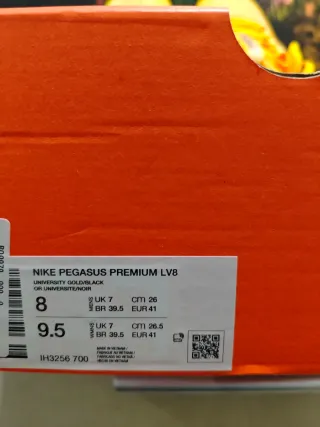 Nike Pegasus Premium LV8 Amarillo
