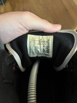 Nike Air Jordan 1 Black Toe