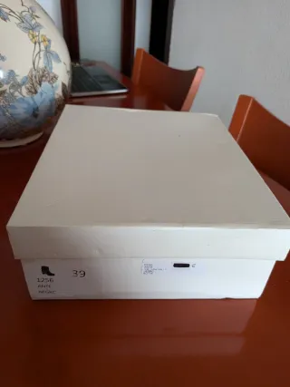 Botines Negros Tacón Ancho Hebilla