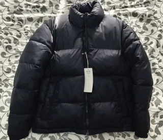 Abrigo chaqueta Hollister negro a estrenar