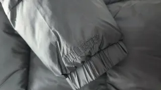 Abrigo chaqueta Hollister negro a estrenar