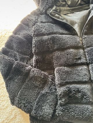 Pelliccia sintetica con cappuccio bambina