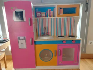 Cocina de juguete de madera