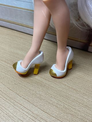 Ropa para Rainbow High