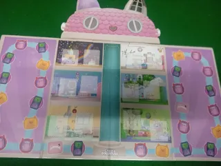 Juego de Mesa de la Casa de Gaby