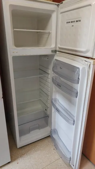 Nevera Whirlpool blanca