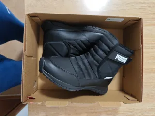 Scarpe da neve Puma 34.5 nuove