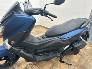 Yamaha NMAX 125 Azul Oscuro