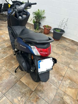 Yamaha NMAX 125 Azul Oscuro