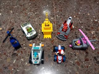 Vehiculos de la patrulla canina.