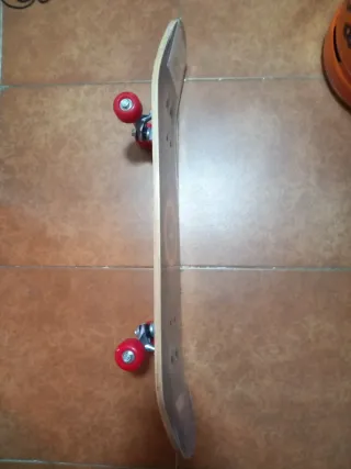 Monopatín Capitán América Nuevo Granada