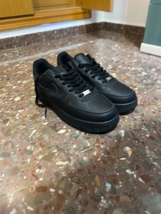 Nike Air Force 1 Negras