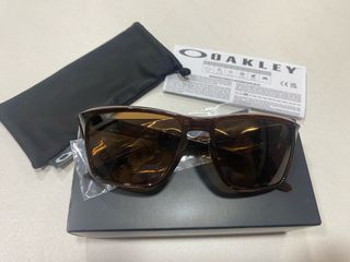 Oakley Sylas