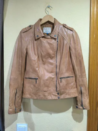 Cazadora Stradivarius Cuero sintético Marrón