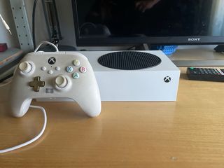 Xbox Series S bianca