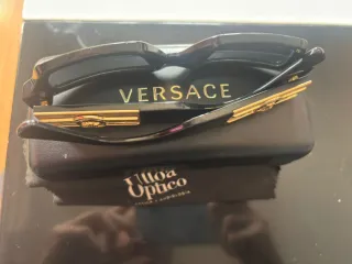 Se venden gafas versace como nuevas