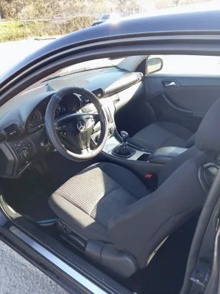 Mercedes-Benz Clase C 2006