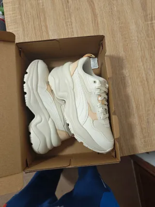 Sneakers Puma Beige/Bianche Taglia 40 Nuove