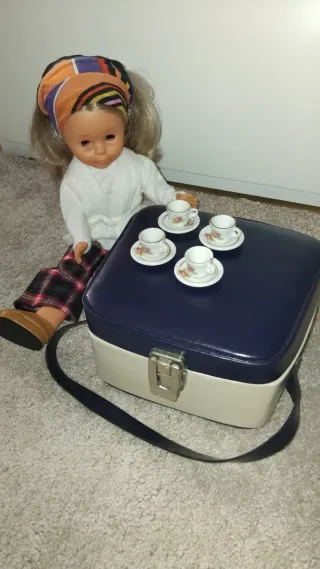 Set da tè in porcellana per Nancy