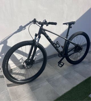 Trek Marlin 6 color mate