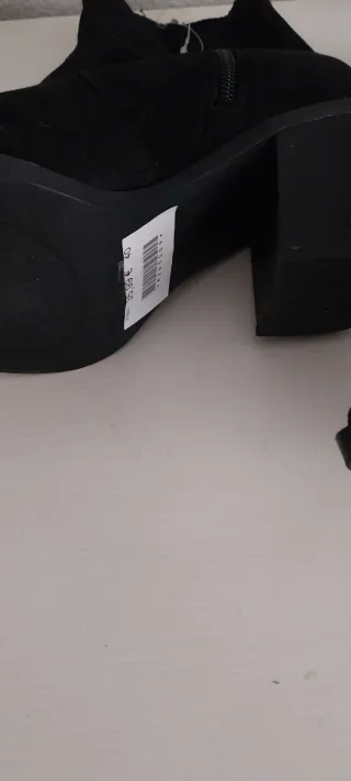 Botines ante negro tacón punta fina