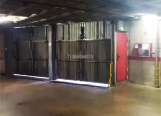 Plaza de parking amplia en venta Hospitalet