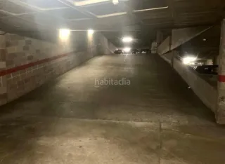 Plaza de parking amplia en venta Hospitalet