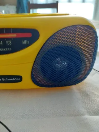 Radio Schneider anni 2000 a batteria