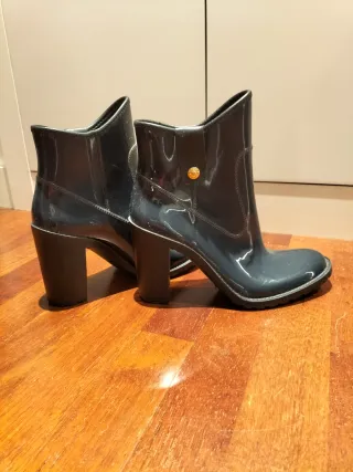 Botas de agua Guess talla 40