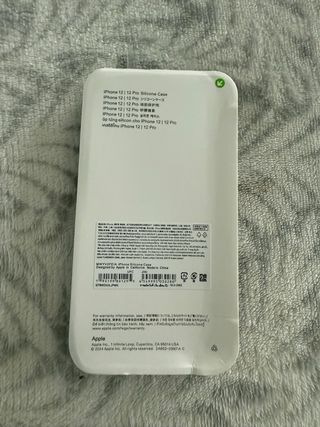 Custodia in silicone per iPhone 12 | 12 Pro Nero