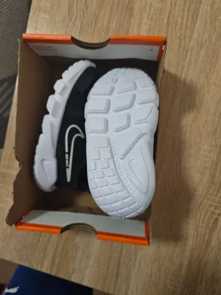 Nike Sneakers Taglia 26 Nuove