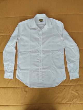 Camisa Zara corte entallado