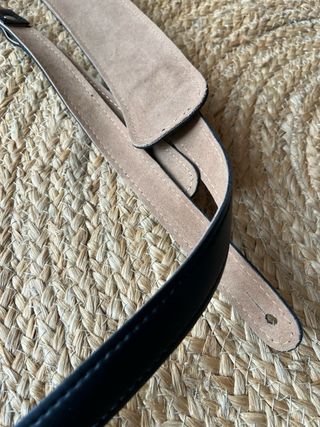 Correa de guitarra/bajo de cuero negra