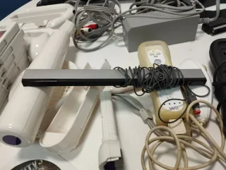 Nintendo Wii + Accesorios y Juegos